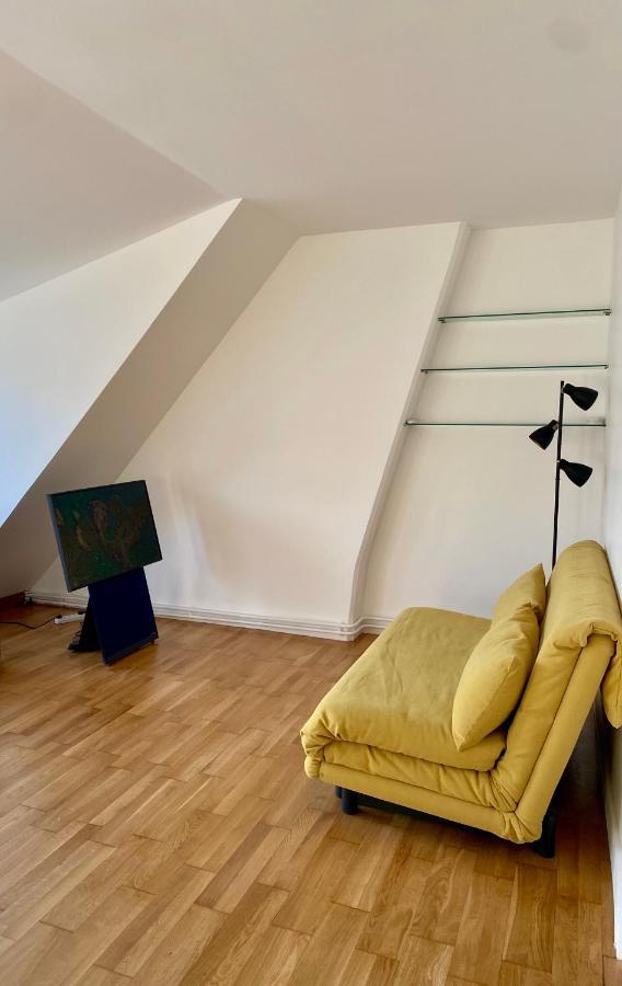 Upscale 80M2 2 Bedroom Apartment Near Champs Elysees Paris Ngoại thất bức ảnh